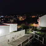 Lar Jardin - Casas Independientes Con Parking Privado 아파트 *
