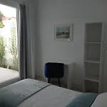 Lar Jardin - Casas Independientes Con Parking Privado Apartment Santiago de Compostela