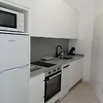 Lar Jardin - Casas Independientes Con Parking Privado 아파트 산티아고데콤포스텔라
