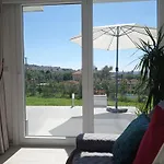 Lar Jardin - Casas Independientes Con Parking Privado