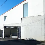 아파트 Lar Jardin - Casas Independientes Con Parking Privado 산티아고데콤포스텔라