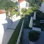 Apartment Lar Jardin - Casas Independientes Con Parking Privado *
