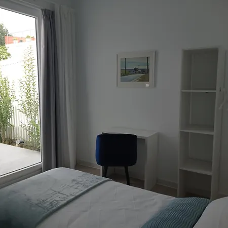 Lar Jardin - Casas Independientes Con Jardin Y Parking Privado アパート サンティアゴ・デ・コンポステーラ