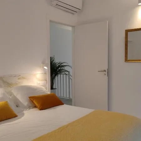 Lar Jardin - Casas Con Parking Privado * Santiago de Compostela