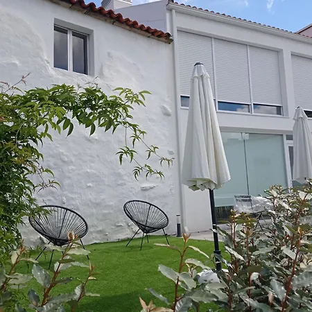 Lar Jardin - Casas Independientes Con Jardin Y Parking Privado
