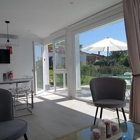 Διαμέρισμα Lar Jardin - Casas Con Parking Privado *