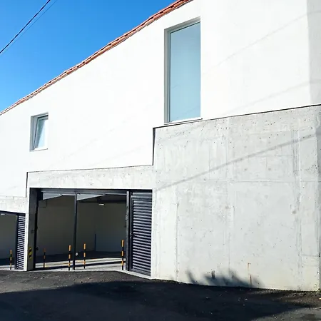 公寓 Lar Jardin - Casas Con Parking Privado 圣地亚哥－德孔波斯特拉