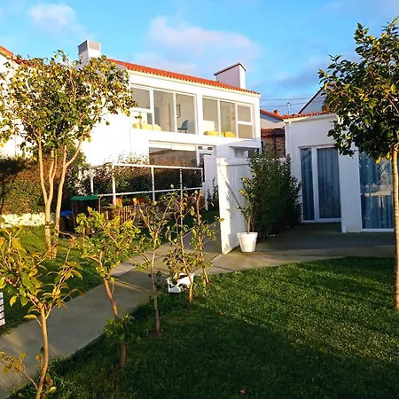 Lar Jardin - Casas Con Parking Privado * Σαντιάγο ντε Κομποστέλα