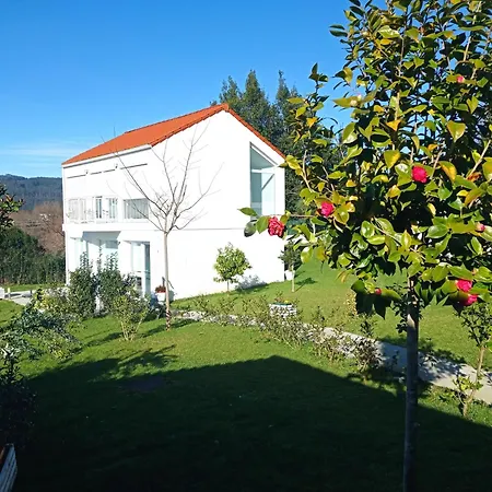 Lar Jardin - Casas Independientes Con Jardin Y Parking Privado Santiago de Compostela