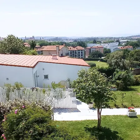 Lar Jardin - Casas Con Parking Privado