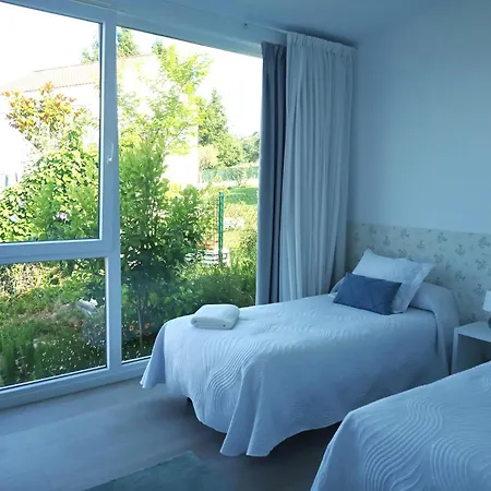 Lar Jardin - Casas Con Parking Privado Santiago de Compostela