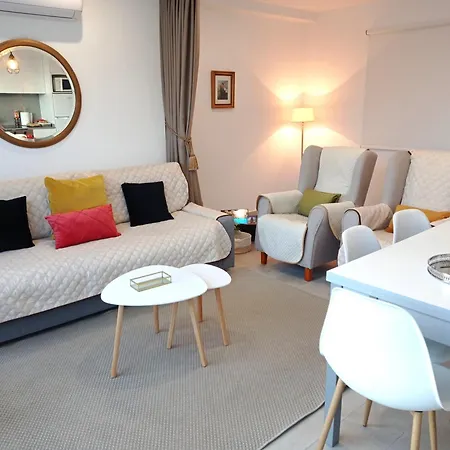 Lar Jardin - Casas Con Parking Privado Διαμέρισμα Σαντιάγο ντε Κομποστέλα