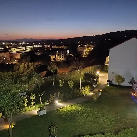 Lar Jardin - Casas Independientes Con Jardin Y Parking Privado