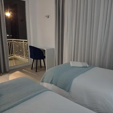 Lar Jardin - Casas Independientes Con Jardin Y Parking Privado Daire *