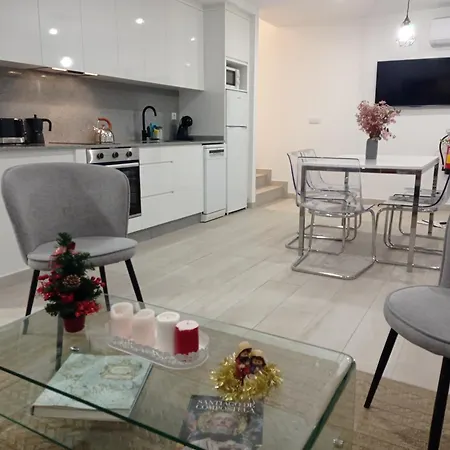 Lar Jardin - Casas Independientes Con Jardin Y Parking Privado *
