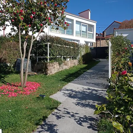 Daire Lar Jardin - Casas Independientes Con Jardin Y Parking Privado Santiago de Compostela