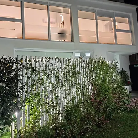 Daire Lar Jardin - Casas Independientes Con Jardin Y Parking Privado