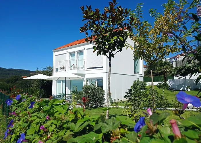 Lar Jardin - Casas Independientes Con Parking Privado アパート