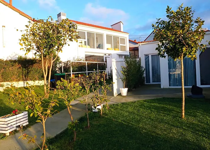 Lar Jardin - Casas Independientes Con Parking Privado * Σαντιάγο ντε Κομποστέλα