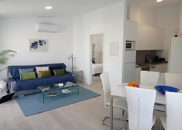 Lar Jardin - Casas Independientes Con Parking Privado