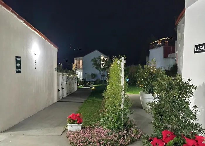 Lar Jardin - Casas Independientes Con Parking Privado アパート *